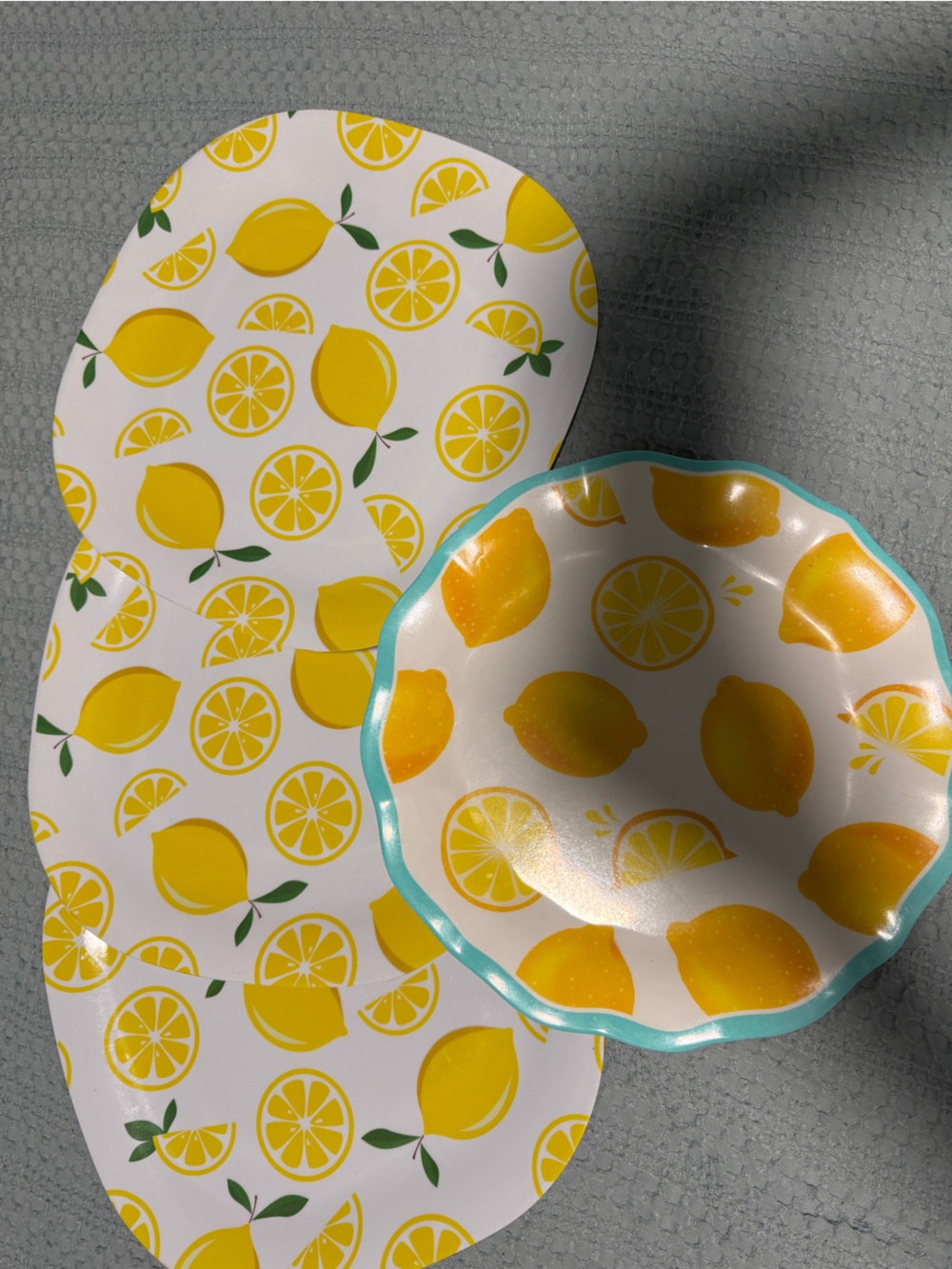 Lemon Print dinner plates and Placemat one